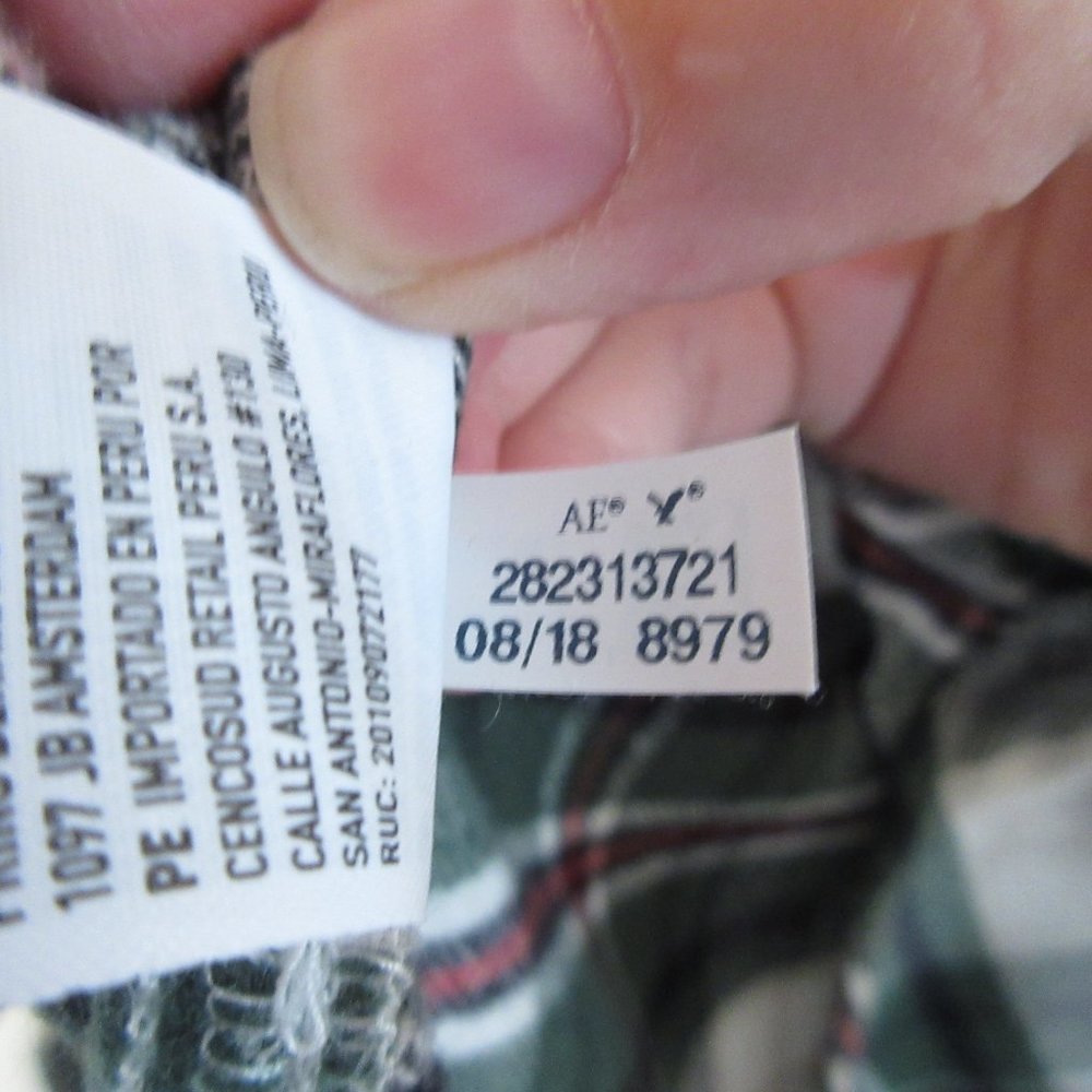 American Eagle Green flannel classic fit button down shirt Size XS - Picture 8 of 9